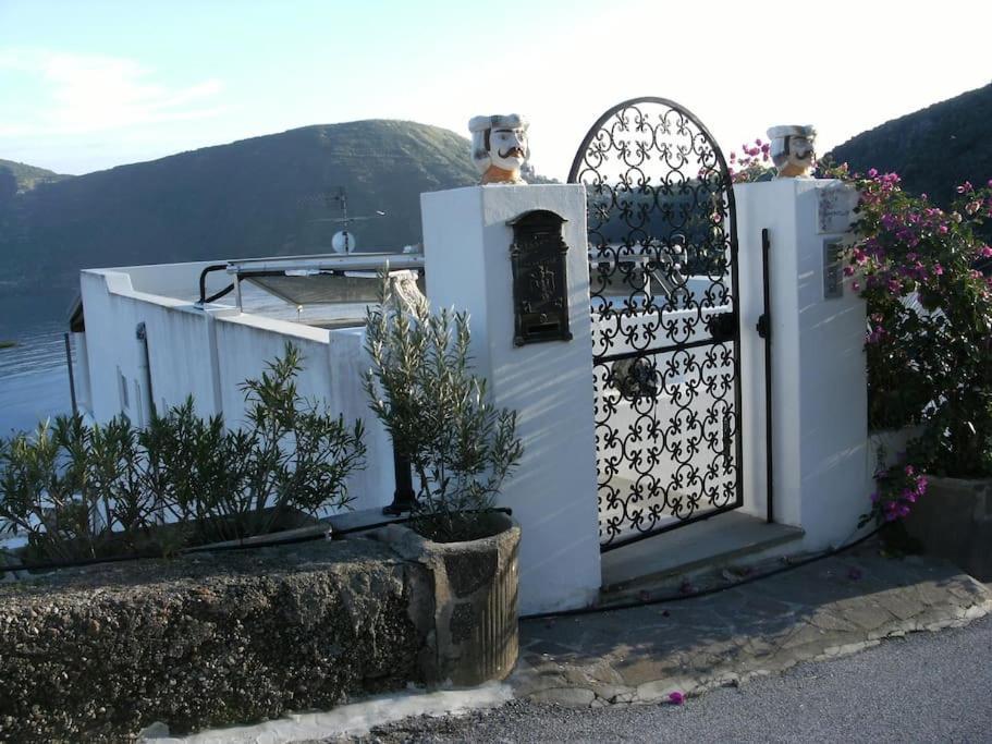 Casa vacanze vista mare Mela B Città di Lipari Esterno foto